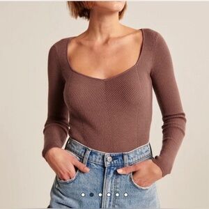 Abercrombie & Fitch soft AF collection sweater. Size L